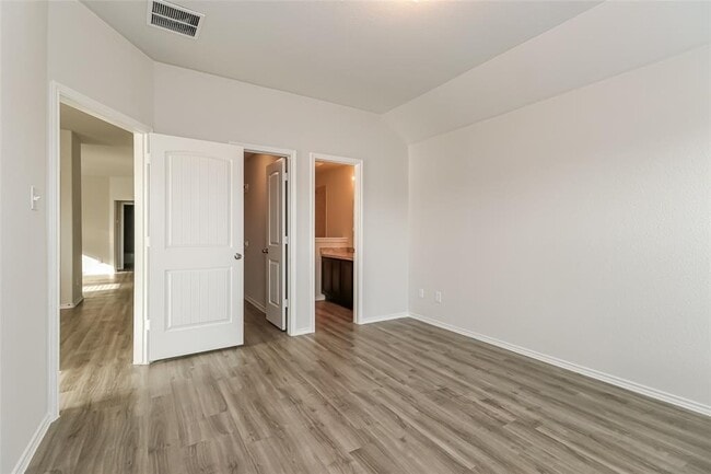 Building Photo - 25219 Sanitas Valley Dr