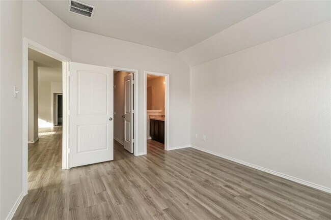 Building Photo - 25758 Hazy Elm Ln