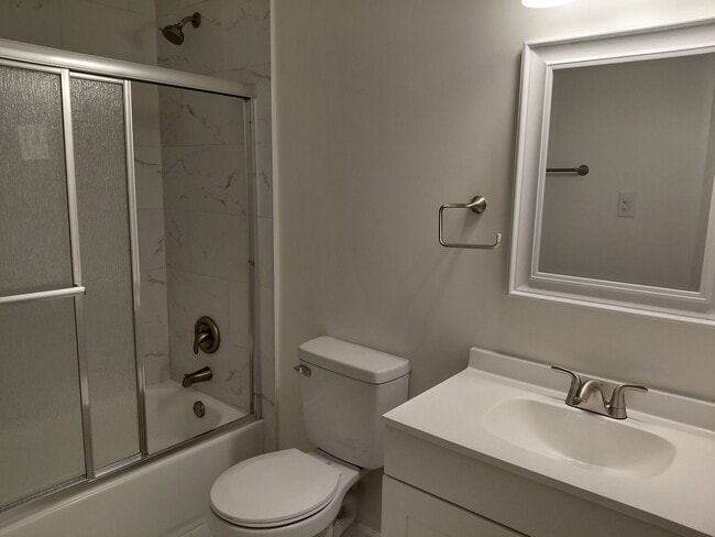 Building Photo - Your New Home at Park South