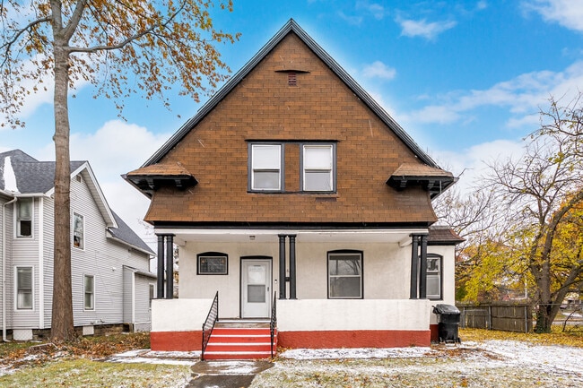 Primary Photo - 1453 W 101st St