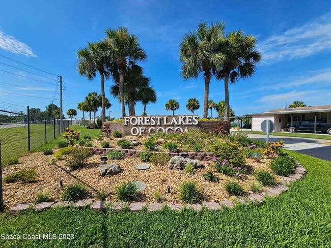 Building Photo - 55+ in Quiet Gated Community