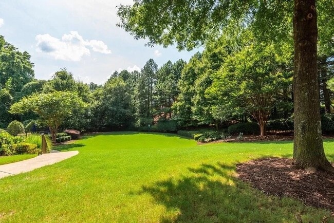 Building Photo - 6022 Mayfield Way SE