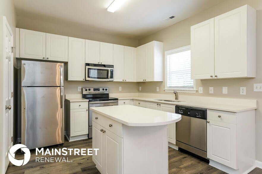 Building Photo - 113 Houston Ln