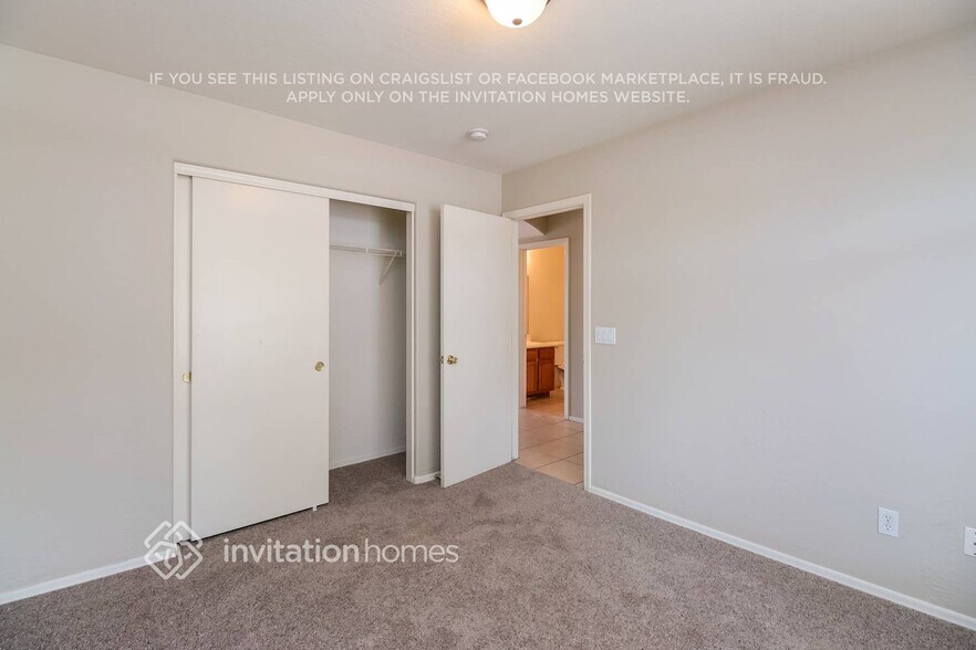 Building Photo - 3417 W Wayland Dr