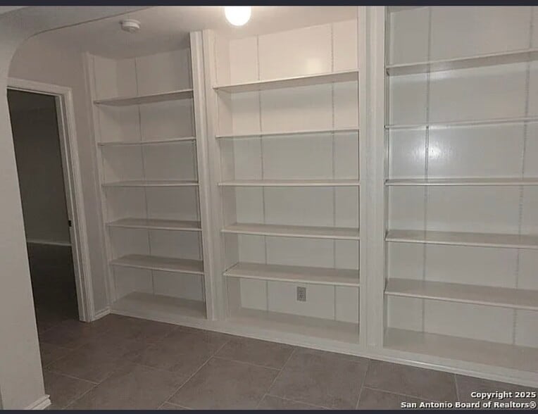 Building Photo - 13154 Regency Bnd