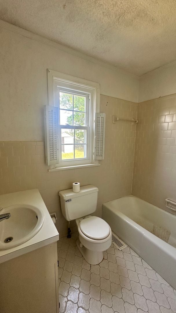 Building Photo - RENTAL HOME 2BD/1BTH