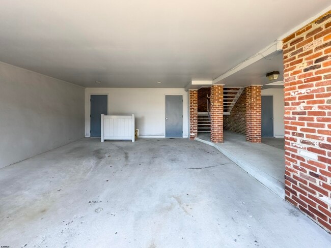 Building Photo - 903 Harbour Cove