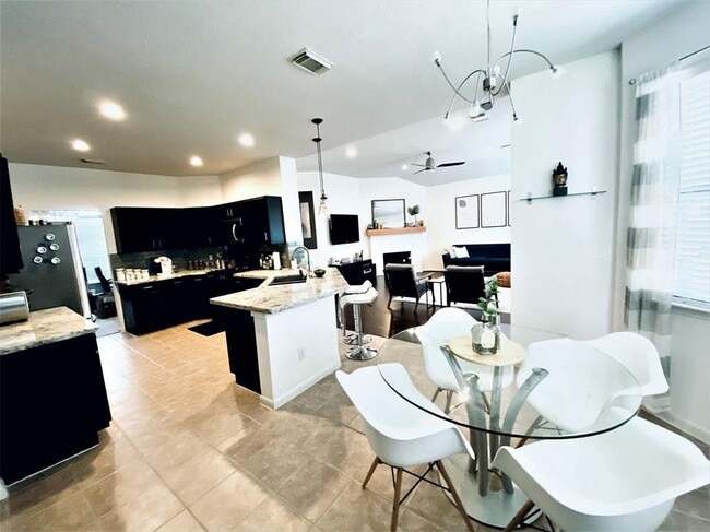 Building Photo - 16803 Bay Ledge Ct