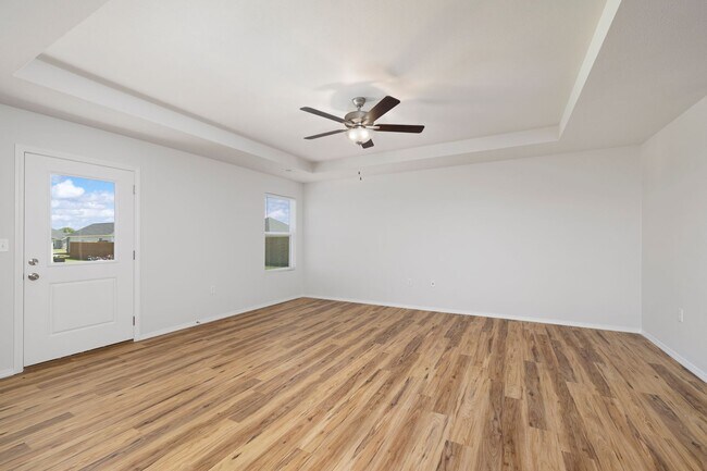 Building Photo - 3 Bedroom Home in Monett