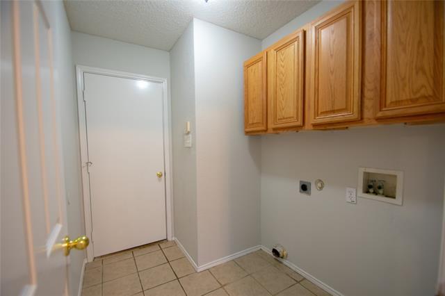 Building Photo - 2404 Whispering Creek Dr