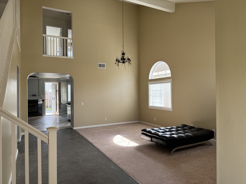 Building Photo - 1742 Henry Long Blvd