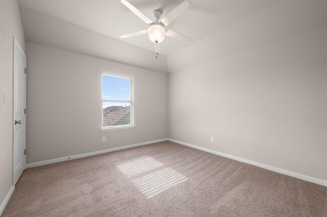 Building Photo - 1713 Morts Pl