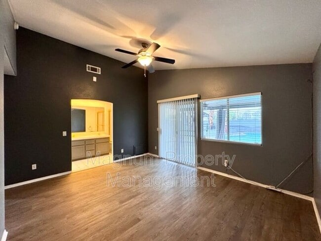 Building Photo - 30594 Glaspell Ct