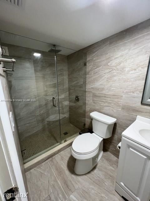 Building Photo - 3 br, 2 bath House - 1410 NE 56th Ct # 1412