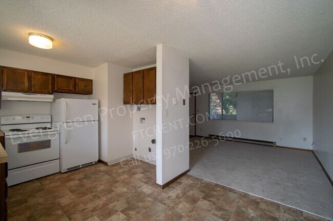 Building Photo - 1636 E Pitkin St