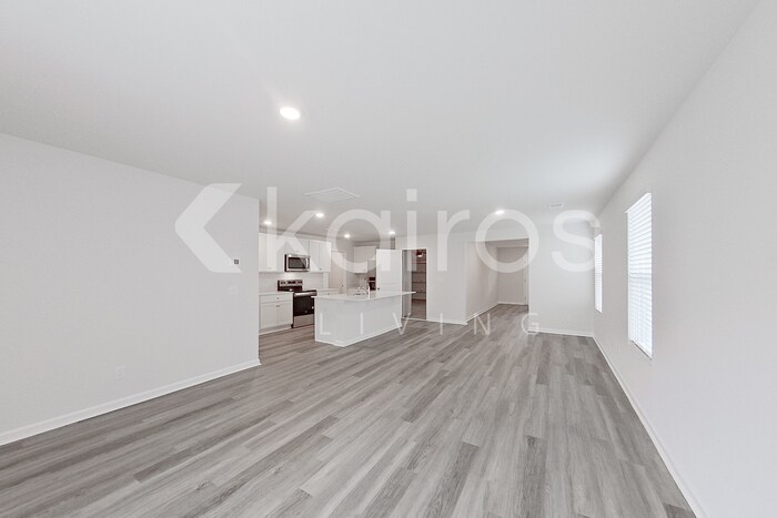 Building Photo - 131 Overstreet Way