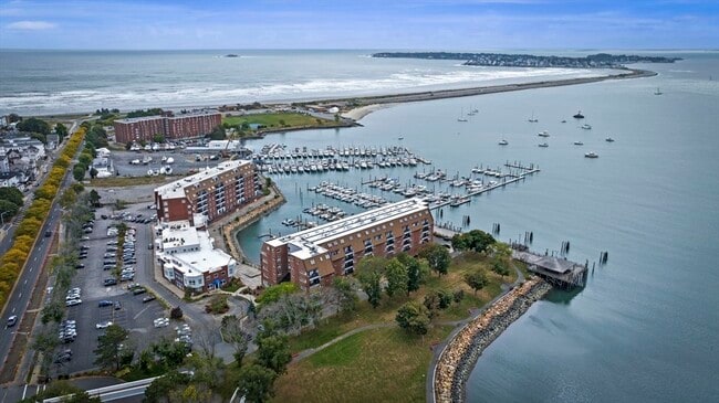 Building Photo - 154 Lynnway