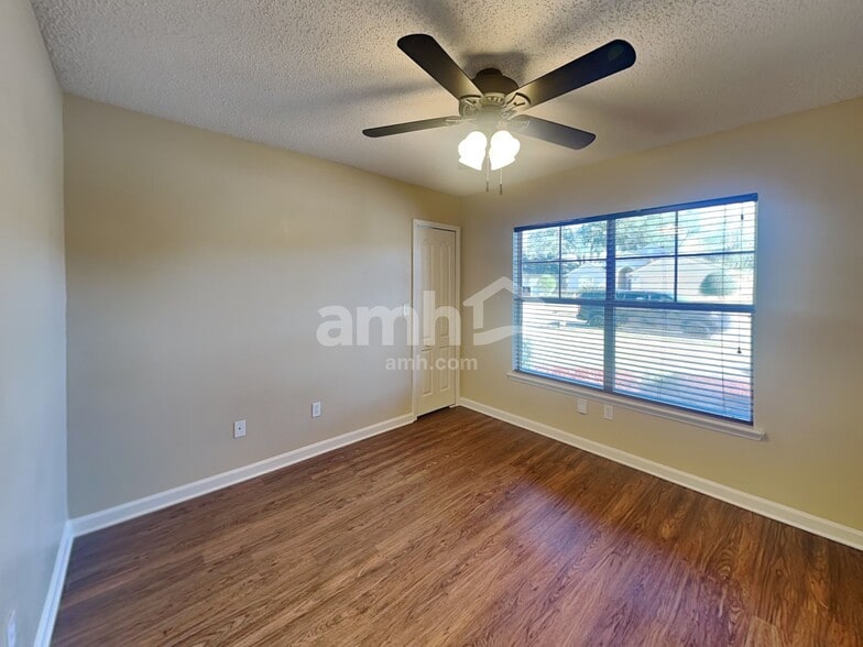 Building Photo - 2752 Wood Stork Trl