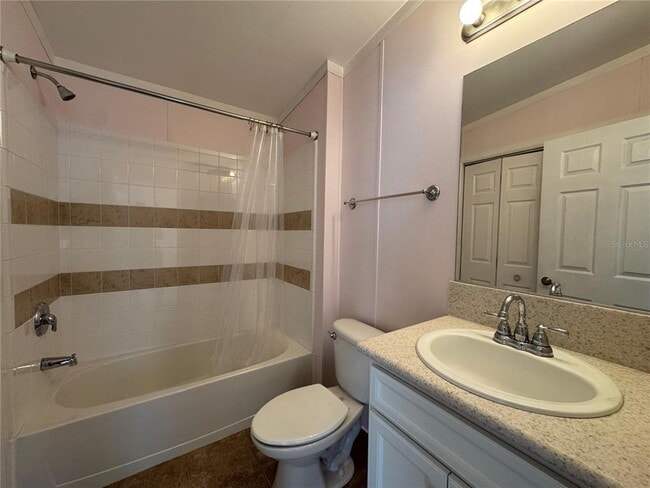 Building Photo - 3217 Old Tampa Hwy