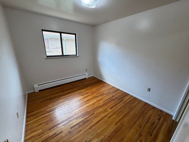 Building Photo - 3289 Benton St