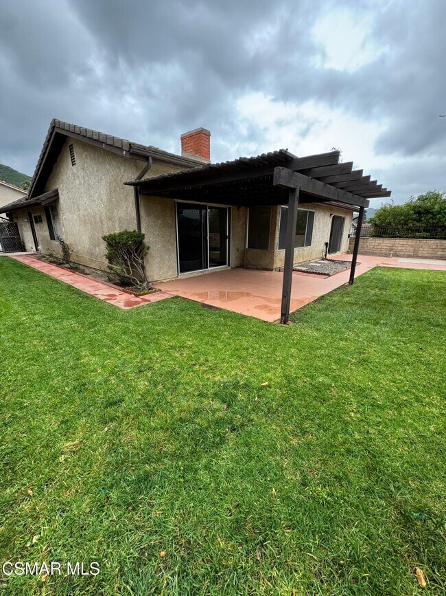 Building Photo - 358 Mooncrest Ct