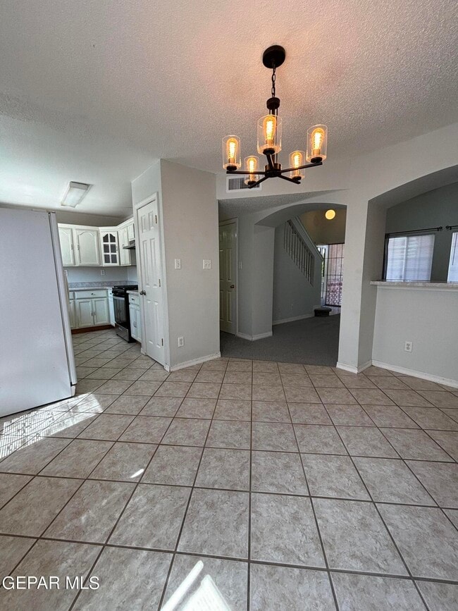 Building Photo - 4476 Loma Diamante Dr