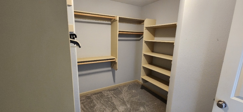 Building Photo - 13460 SE Highpointe St