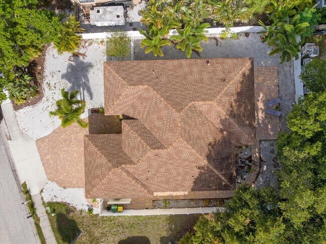 Building Photo - 2339 Datura St
