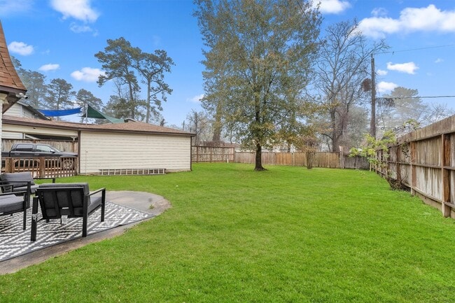 Building Photo - 22318 Greenbrook Dr