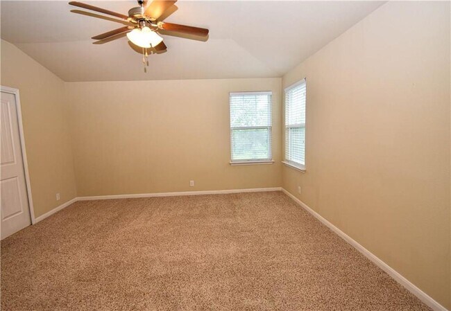 Building Photo - 8548 White Ibis Dr