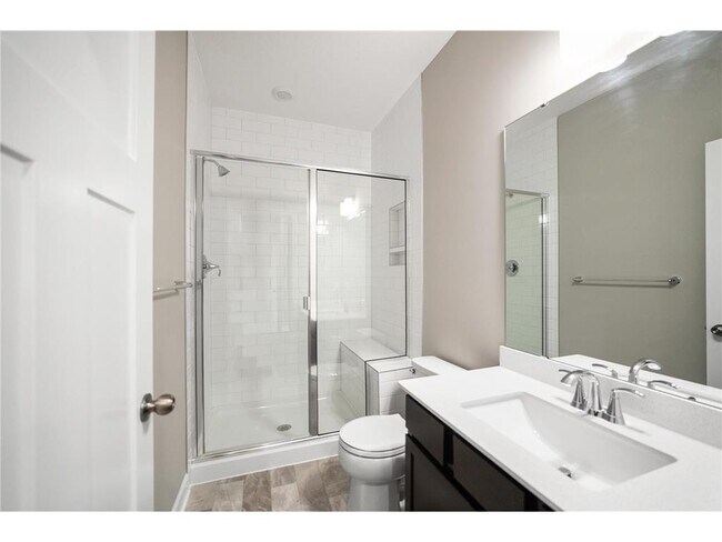 Building Photo - 11300 Creekside Trl N