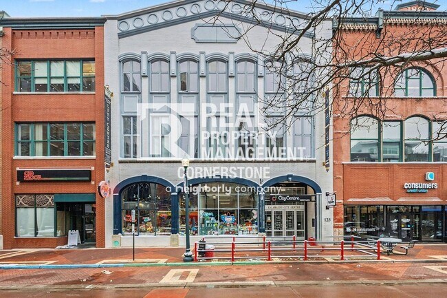 Building Photo - 125 S Kalamazoo Mall