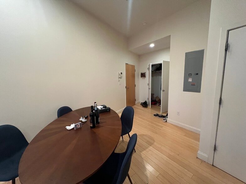 Building Photo - 450 Harrison Ave