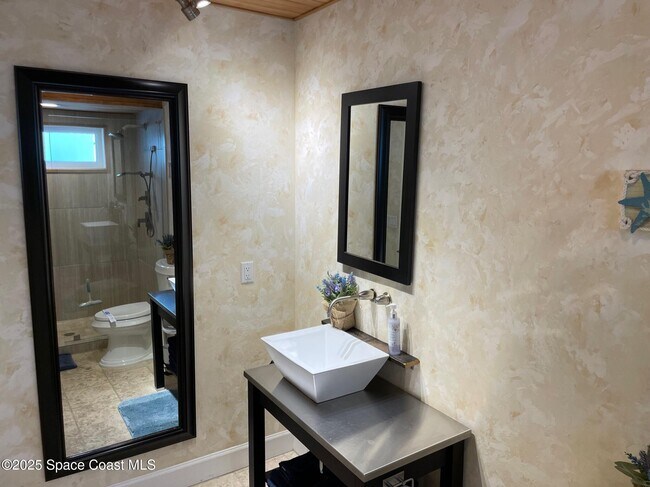 Building Photo - 3585 S Atlantic Ave