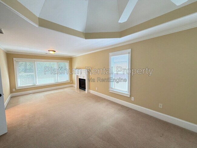 Building Photo - 8015 Wakehurst Pl