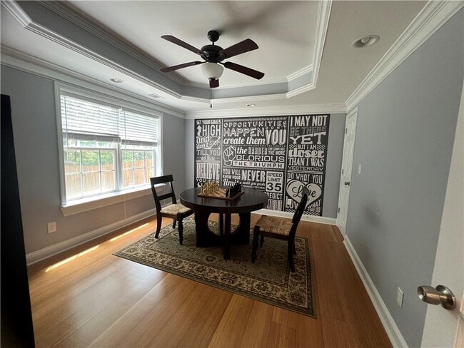 Building Photo - 7190 Belcrest Dr