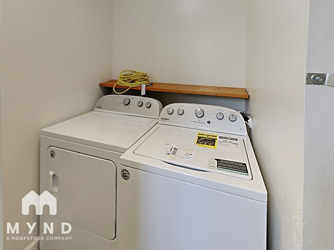 Building Photo - 2740 42nd St