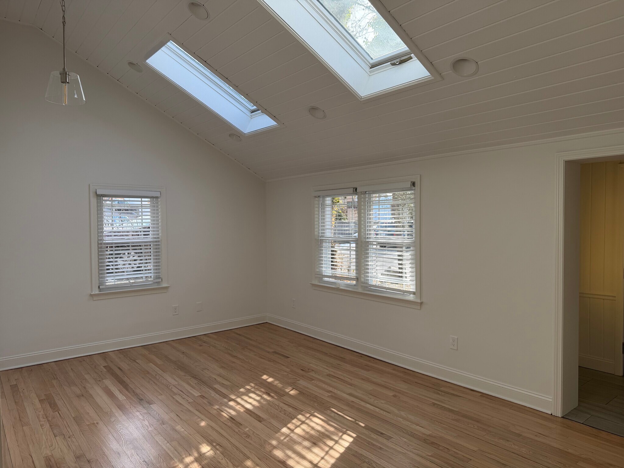 Building Photo - 53 Morris St