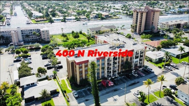 Building Photo - 400 N Riverside Dr