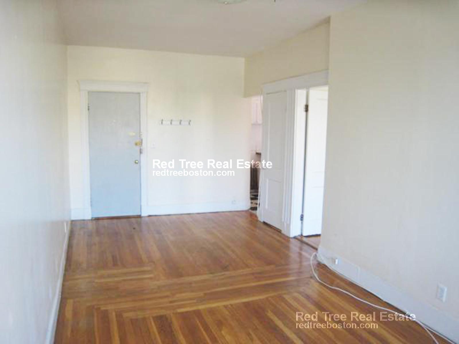 Building Photo - 1872 Commonwealth Ave