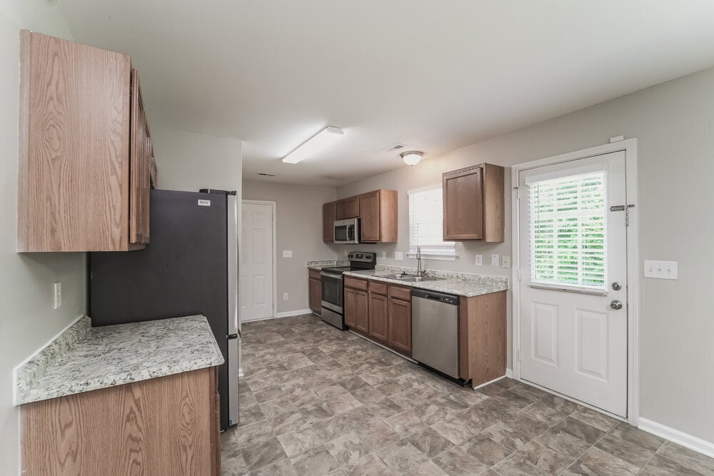 Building Photo - 8819 Twisted Pine Dr