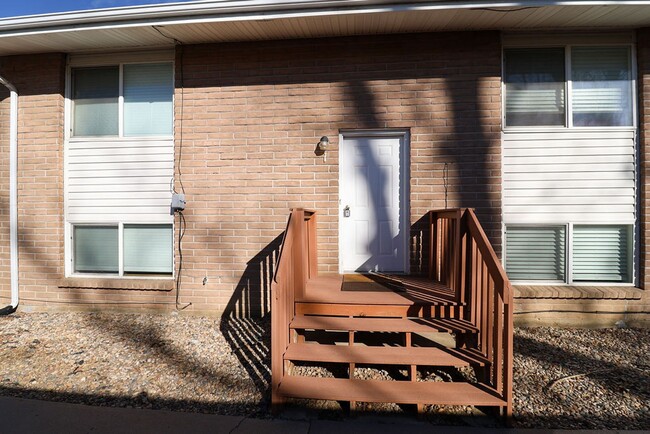 Building Photo - Loveland 2BR with Laundry and Balcony