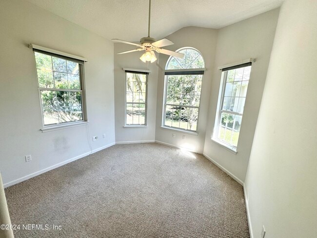 Building Photo - 163 Herons Nest Ln