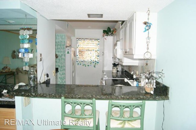 Building Photo - 1555 NE Ocean Blvd