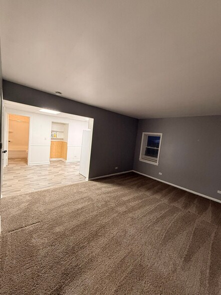 Building Photo - 26244 W Lake Ave