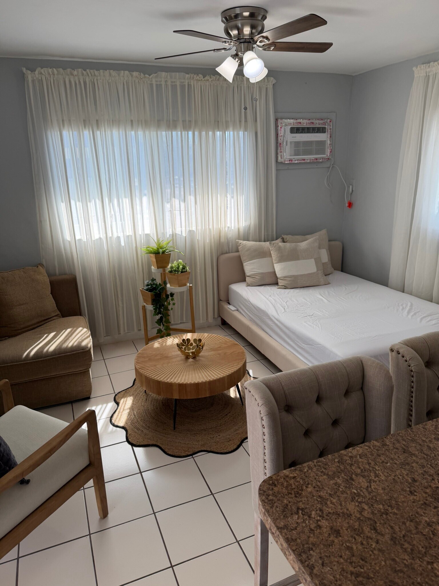 Building Photo - 5212 SW 91st Ave