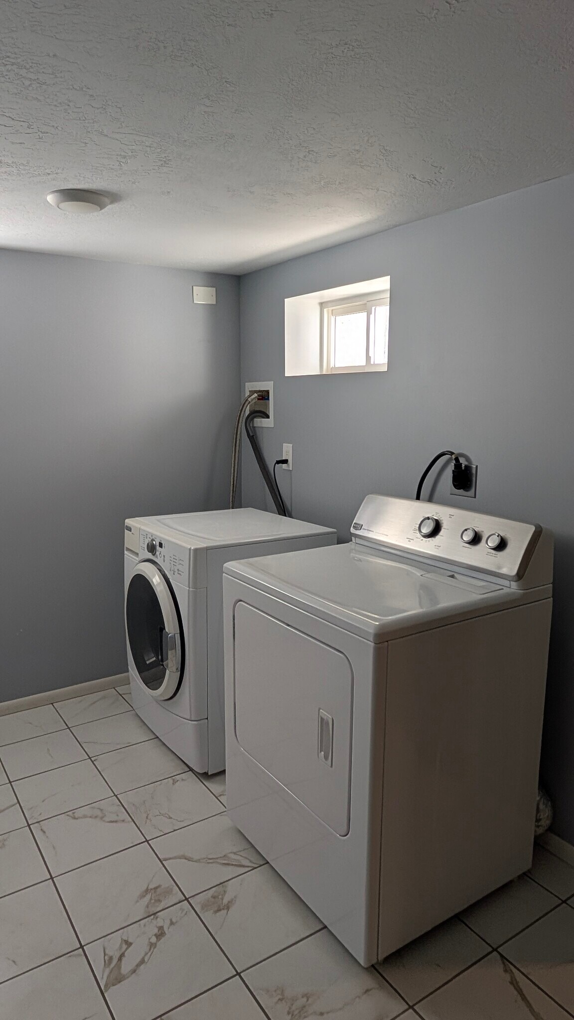 Laundry Room - 2135 Adams Ave