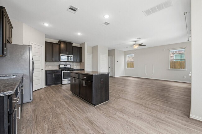 Building Photo - 12806 Crombie Dr