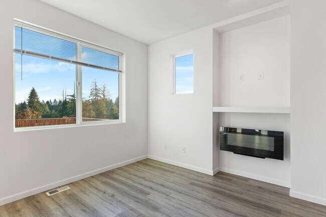 Building Photo - Like-New Tumwater Hill Home with A/C - 3 beds, 2.5 baths