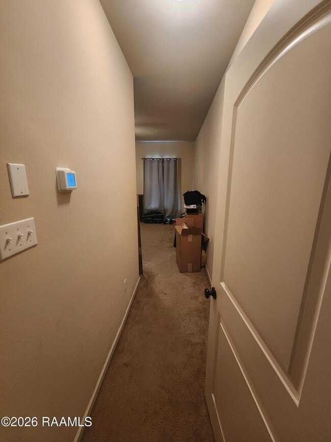 Building Photo - 417 Elwick Dr